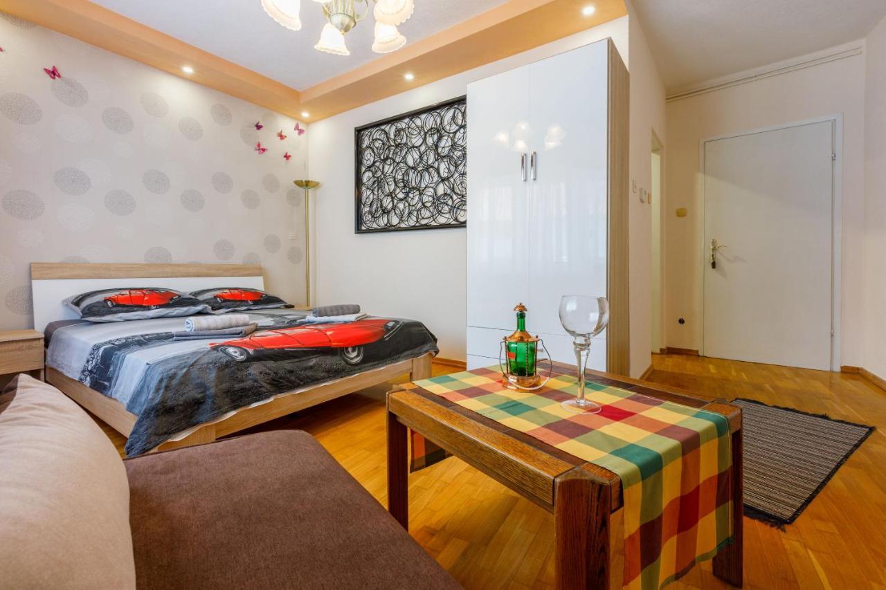 Apartments And Room Art Цриквениця Екстер'єр фото