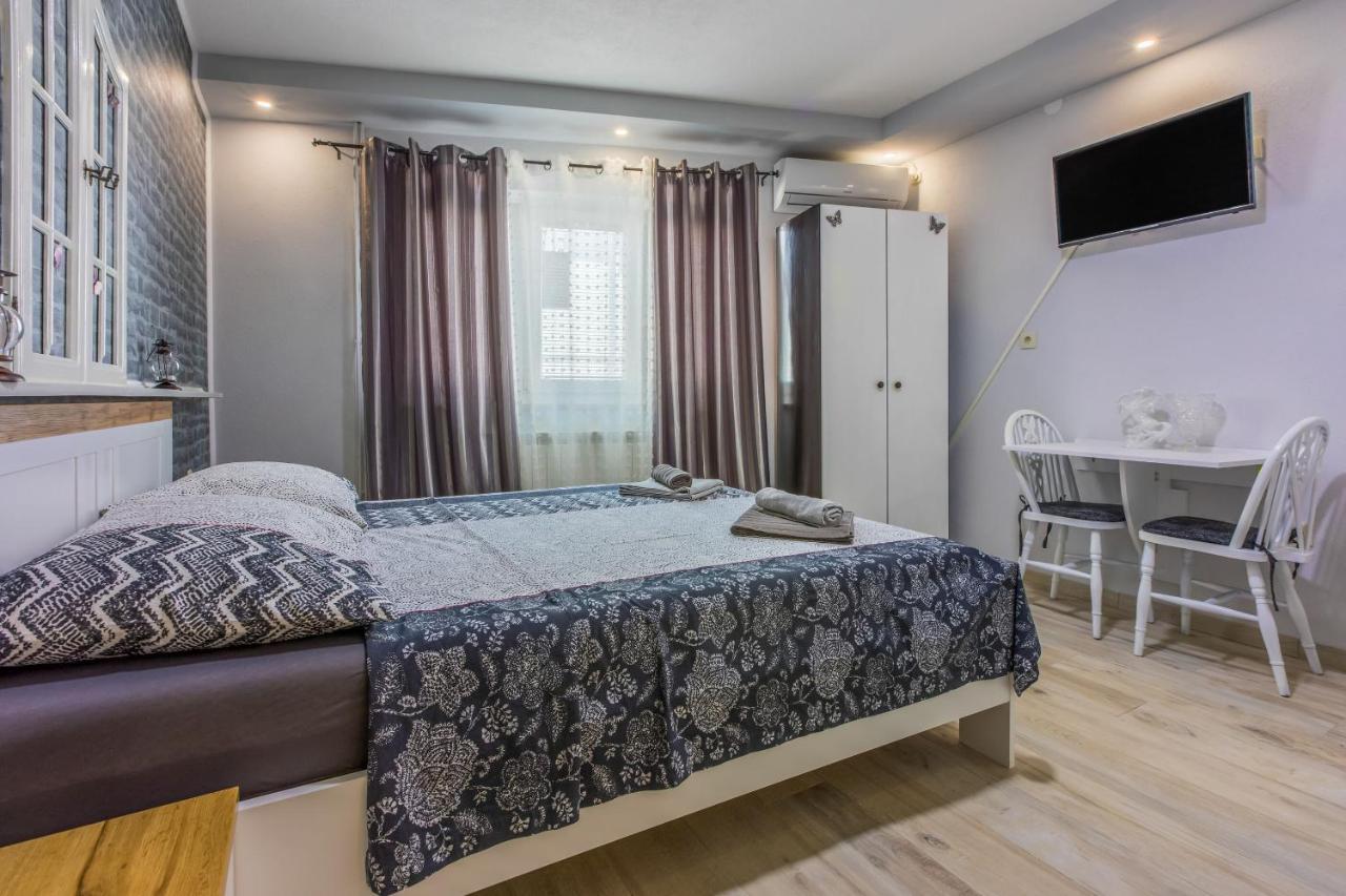 Apartments And Room Art Цриквениця Екстер'єр фото