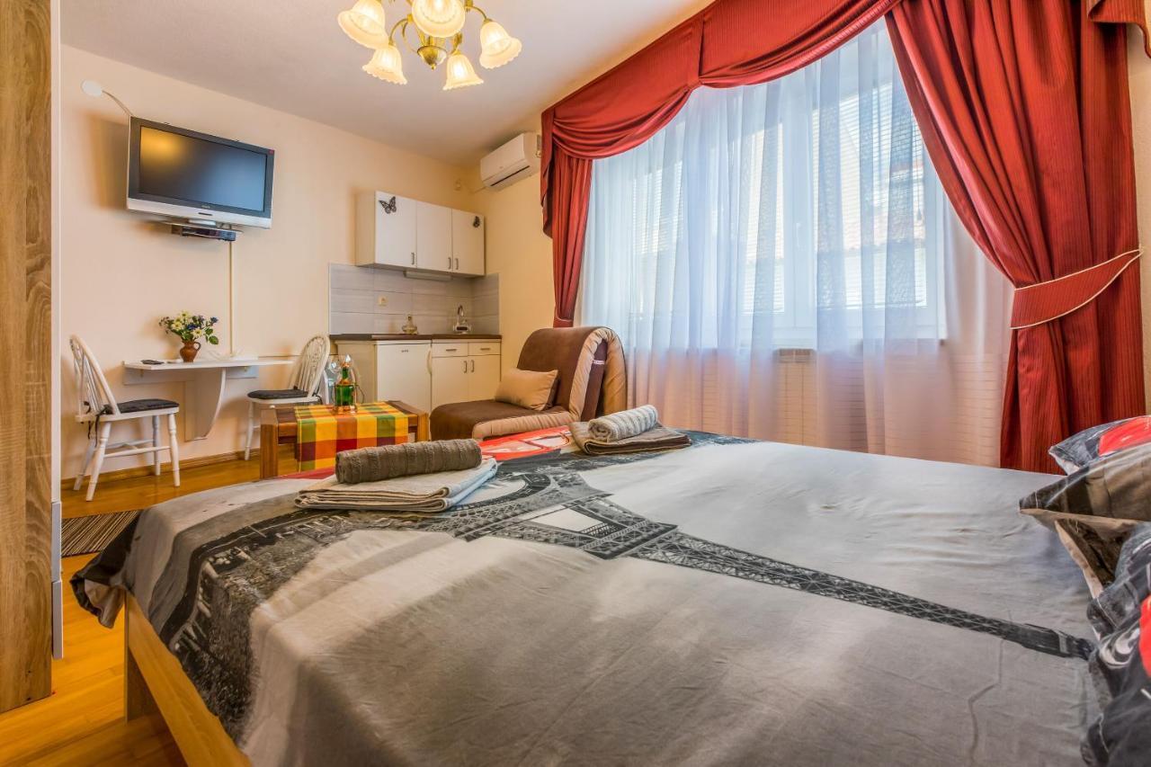 Apartments And Room Art Цриквениця Екстер'єр фото