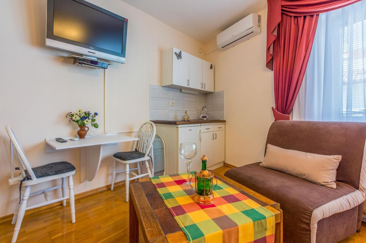 Apartments And Room Art Цриквениця Екстер'єр фото